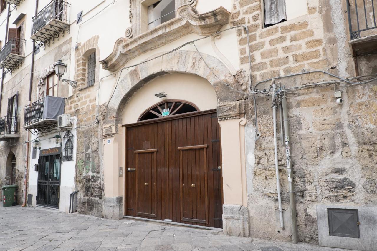 Appartement Charming House In The Historic Center Of Palerme Extérieur photo