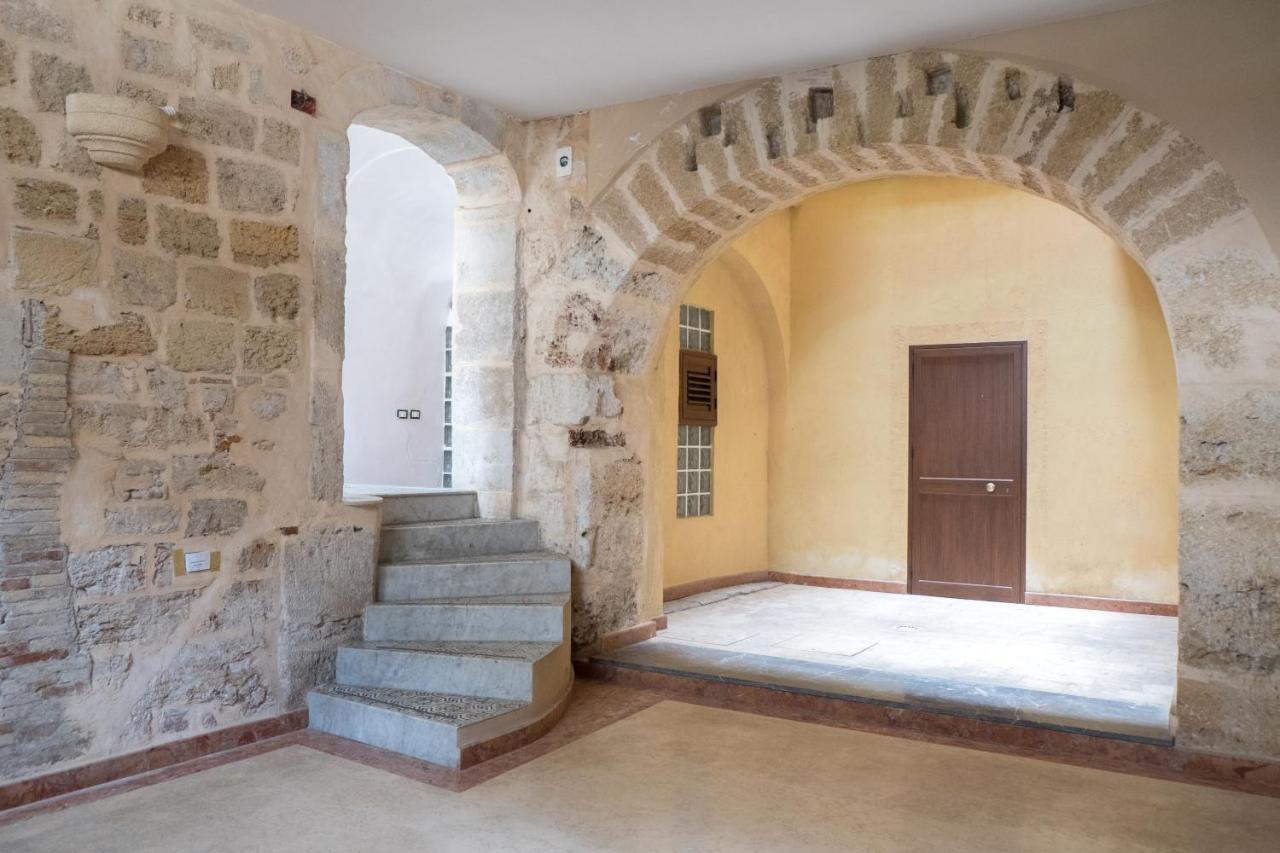 Appartement Charming House In The Historic Center Of Palerme Extérieur photo